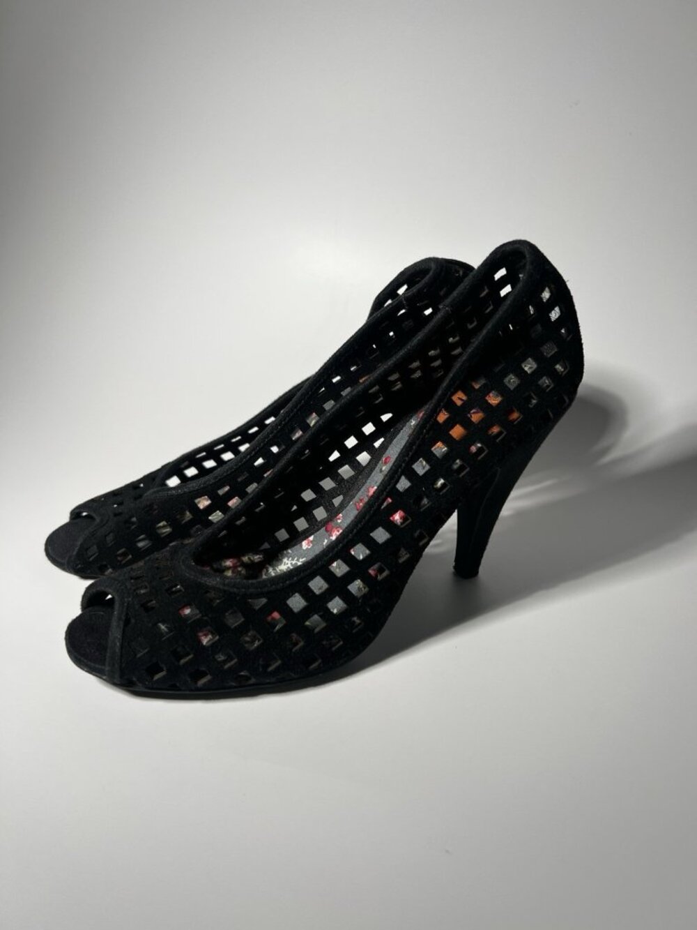 Y2K Rocket Dog Black Cutout Peep Toe Stiletto Heels Women’s Size 7M